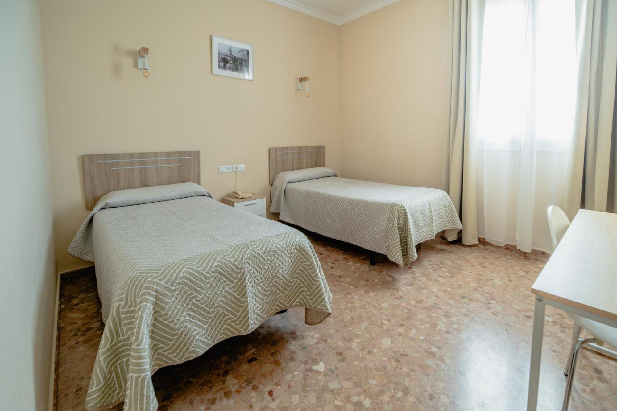 Chamizo Hotel 2*